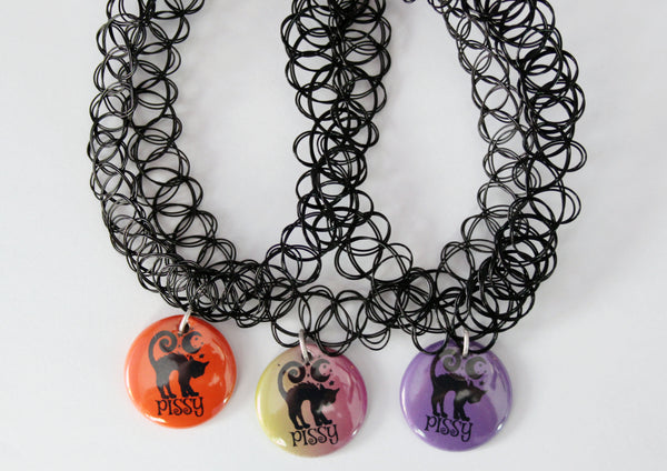 Pissy Cat Tattoo Choker in Purple/Green