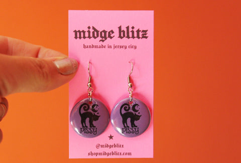 Pissy Cat Earrings in Purple