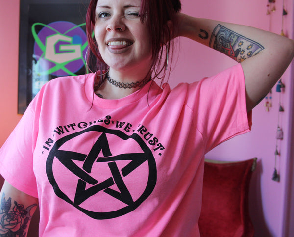 In Witches We Trust T-Shirt in Hot Pink